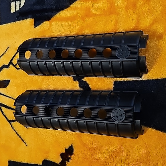 RUGER Forend Stock / Gun Accessories - Picture 4 of 4